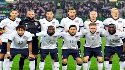 ديمبسي وبرادلي يقودان تشكيل أمريكا أمام الإكوادور