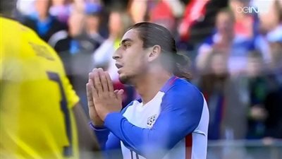 بالفيديو.. أليخاندرو بيدويا يضيع فرصة هدف مؤكد لأمريكا أمام مرمى الإكوادور