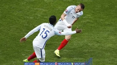 الصحف الإنجليزية: هودجسون أنقذ منصبه من الضياع         