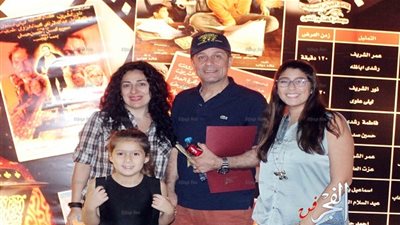 تكريم شريف منير على هامش ندوة فيلم 