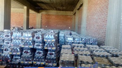 ضبط 60 طن عصير منتهي الصلاحية بالخانكة (صور)