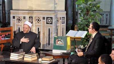 مفتي الجمهورية: مقاصد الشريعة الإسلامية تتحقق بتقوى الله (صور)