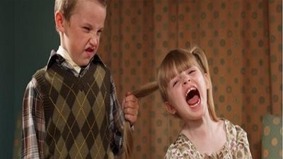 تعرفى على طرق التعامل مع الغيرة بين الاطفال 