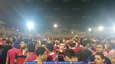 طبيب الأهلي ينقذ مشجعا من الموت