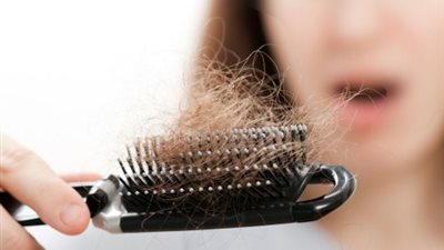 تعرفى على بعض الوصفات لعلاج تساقط الشعر