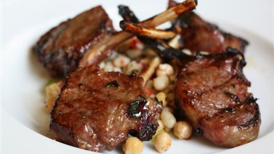 أطباق رمضان: طريقة عمل الريش المشوية بصوص الباربكيو  