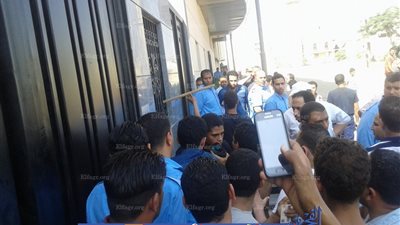 انتهاء أزمة العاملين في 