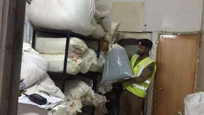 مئات الجولات الميدانية لمتابعة اشتراطات السلامة والإشراف الوقائي بالمدينة 