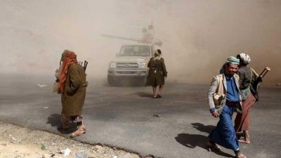 مقتل وإصابة 27 يمنيا في اشتباكات بتعز