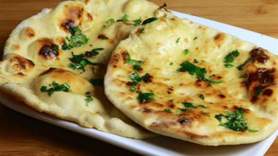 أطباق رمضان: طريقة عمل خبز النان الهندي للسحور  