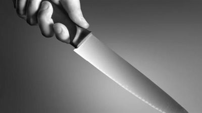 سعودية تضرب زوجها بآلة حادة بمساعدة ابنها