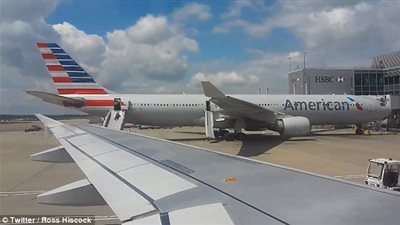 إخلاء طائرة أمريكية بمطار 