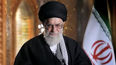 خامنئي: سحب جنسية قاسم يهدّد بإثارة العنف في البحرين