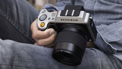 Hasselblad تكشف عن كاميرا بدقة 50 ميجابكسلا