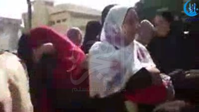 إخلاء سبيل 8 فتيات من الإخوان في دمياط (فيديو)