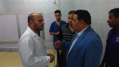 غياب أطباء العيادة الخارجية بمستشفى الصالحية أثناء زيارة وكيل وزارة الصحة (صور)