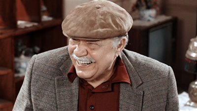 الشناوي: الفخراني مبدع ومي عمر 