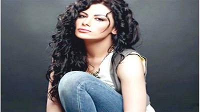 صبا مبارك تفضح كندة علوش وتؤكد انها مختلة عقليا