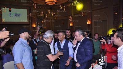 لحظة دخول محمد رمضان حفل إفطار مسرحيته أهلا رمضان