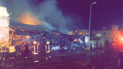 حريق في أكبر المستودعات الغذائية بتبوك