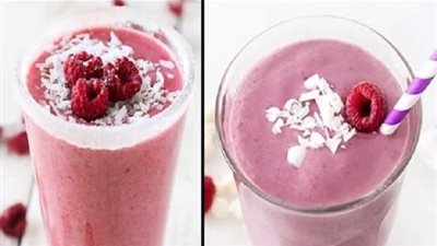 تعرفي على طريقة عمل سموثي التوت بجوز الهند