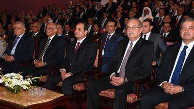 السيسي يشارك في احتفالات 30 يونيو بالأوبرا (صور) 