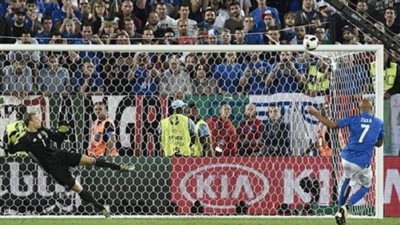 زازا عن ركلته الاستعراضية: ليست المرة الأولى