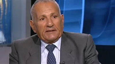 وكيل المخابرات السابق يكشف خطورة زيارة نتنياهو لإفريقيا على مصر