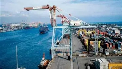  ميناء سفاجا يستانف حركة وصول الركاب والبضائع بعد إجازة عيد الفطر