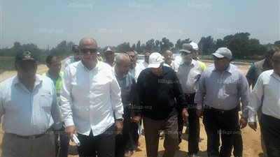  وزير النقل يتابع سير العمل بـ