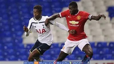 سوانزي يضم ظهير مانشستر يونايتد