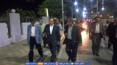 محافظ بني سويف يتفقد كورنيش النيل ليلا (صور)