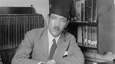 الجمعة.. لقاء نادر للشاعر أحمد رامى مع طارق حبيب على 