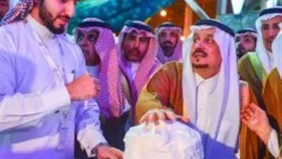 أمير الرياض يفتتح مهرجان الرياض للتسوق