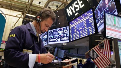 الأسهم الأمريكية تغلق على استقرار   