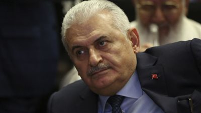 رئيس وزراء تركيا: الحياة عادت لطبيعتها