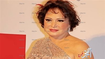 لبلبة تنشر صورة نادرة مع السندريلا وطليقها حسن يوسف