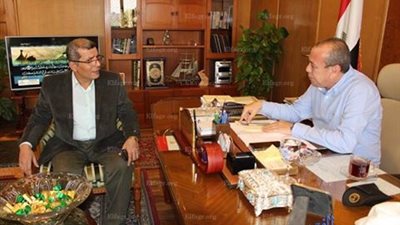 محافظ دمياط يوقع بروتكول تعاون بين المديريات الخدمية (صور)