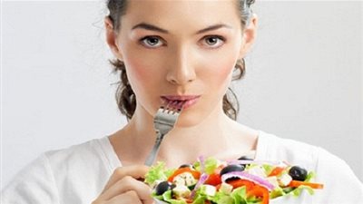 فوائد صحية مذهلة لمضغ الطعام جيدًا