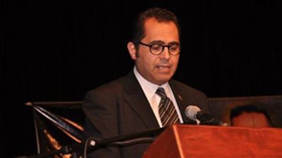 خبير اقتصادي يعلن عن رقم صادم لحجم الدين الداخلي والخارجي لمصر