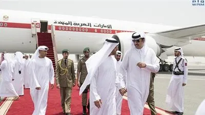 اﻹمارات تبحث مع قطر سبل التعاون 