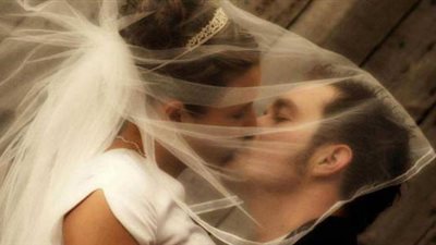 ما لا تعرفه عن فوائد التقبيل؟  