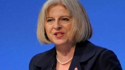 رئيسة وزراء بريطانيا ترغب في خفض الهجرة لبلادها إلى 