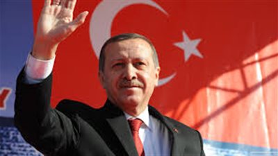 أردوغان يرفع آذان الفجر من مسجد المجمع الرئاسي