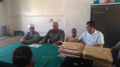 مديرأزهر مطروح يجتمع برؤساء لجان ومراكز الشهادات الابتدائية والإعدادية والقراءات
