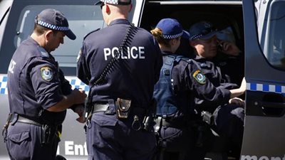 أستراليا تعتقل رجل حاول الهجوم على مركز شرطة