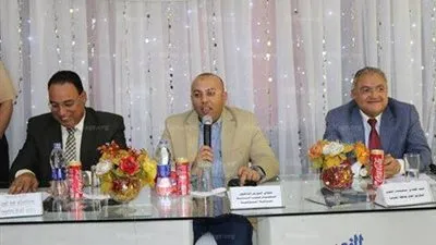 محافظ المنوفية يشهد حفل تكريم رئيس مدينة قويسنا لبلوغ سن المعاش (صور)