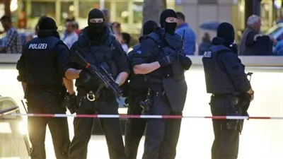 الشرطة الألمانية: مسلح ألماني إيراني يقتل 9 في ميونيخ ثم ينتحر