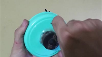 صنع جهاز تكييف لتبريد نفسك في حرارة الصيف