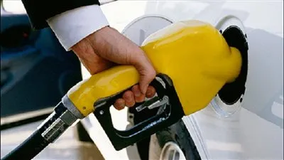  طرق بسيطة لتوفير استهلاك الوقود بسيارتك المستعملة